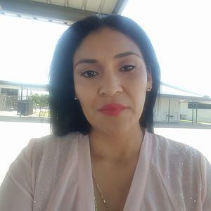 Meet your Posher, Karely